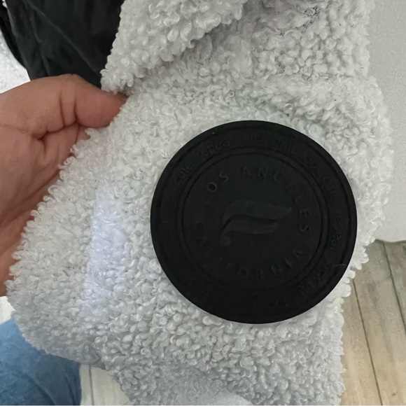 Fabletics White and Black Teddy Zip Up Jumper ✨HOST PICK✨ - Picture 4 of 4